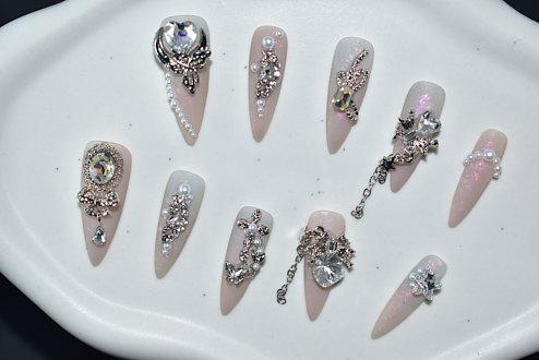 pink press on nails, nude nails and glitter, nail luxury, princess nail, handmade press on nails
